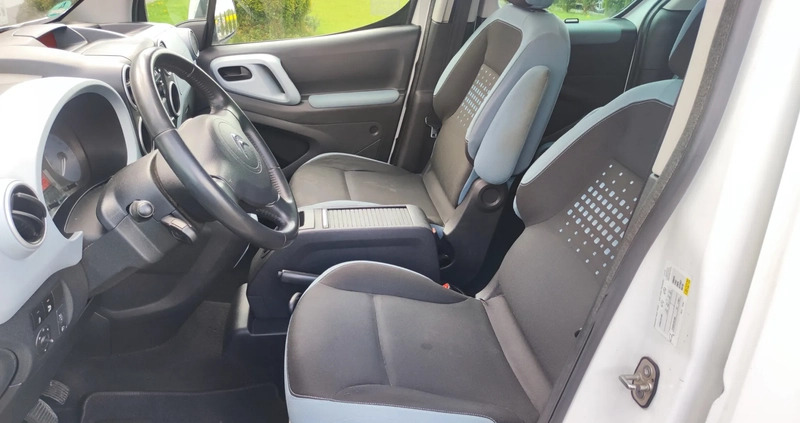 Citroen Berlingo cena 29999 przebieg: 135340, rok produkcji 2014 z Wojnicz małe 121